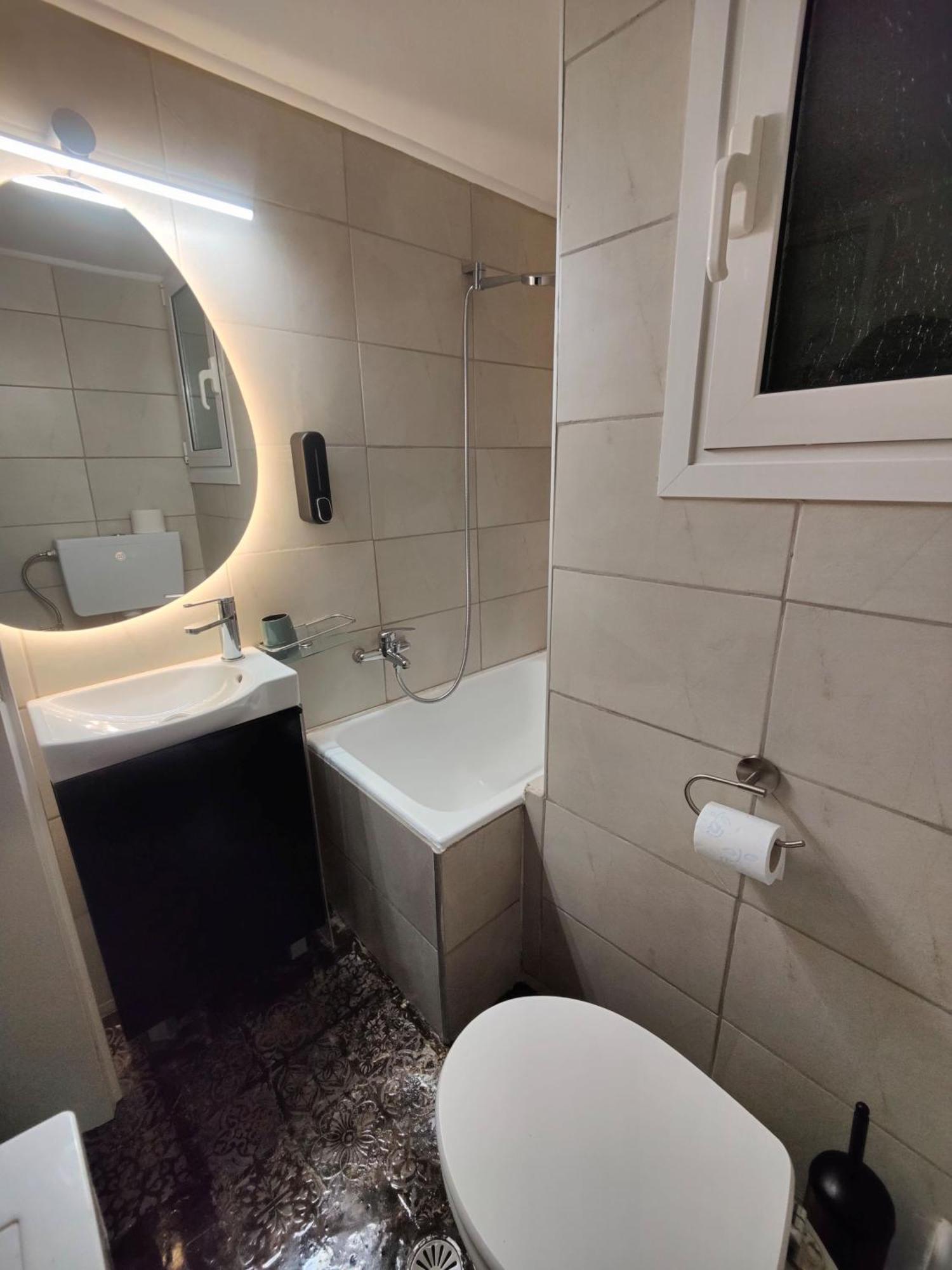 Apartament Σπίτι Για Δυο Στο Κέντρο Της Αθήνας Zewnętrze zdjęcie